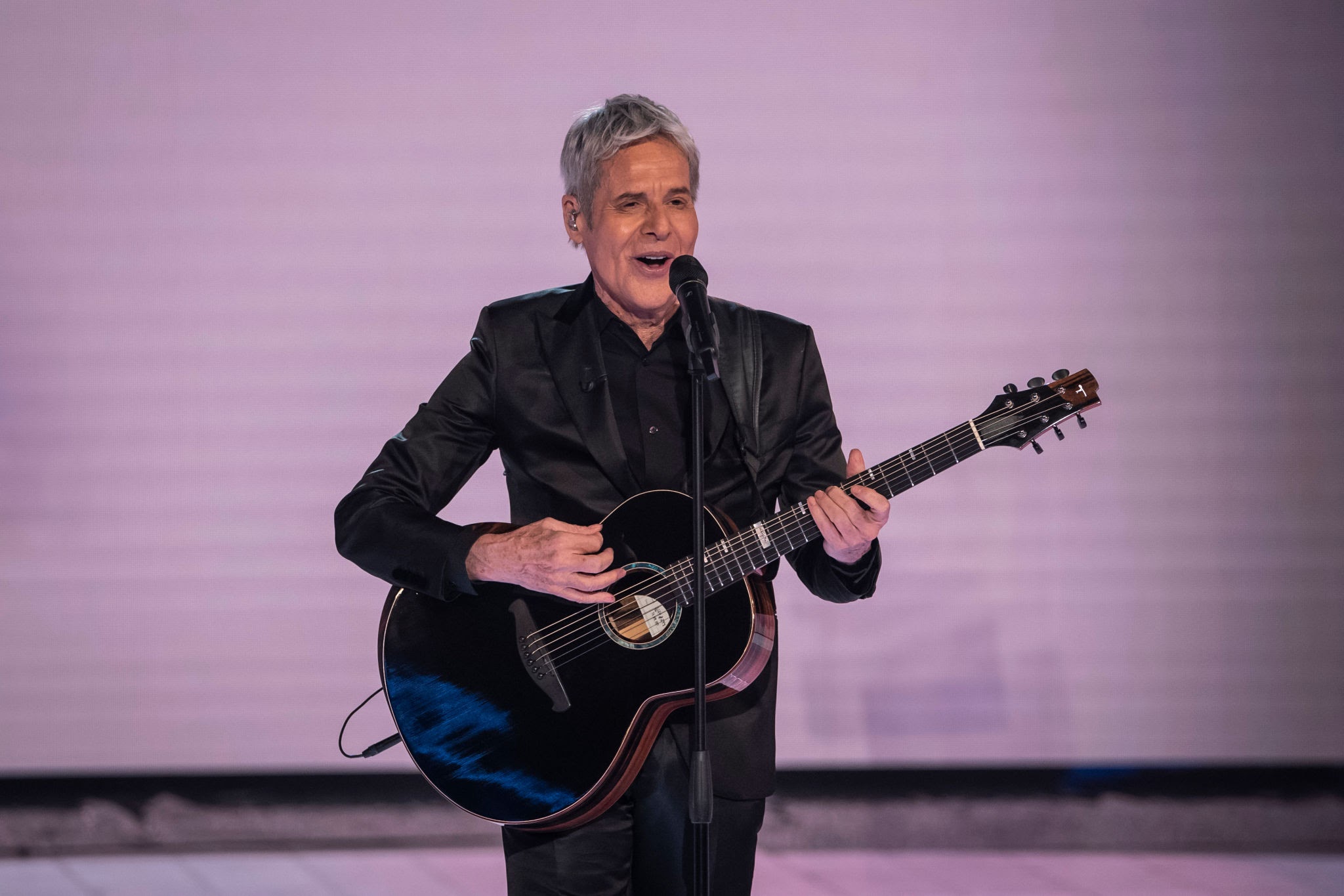 Claudio Baglioni porta emozioni al Teatro Orfeo di Taranto